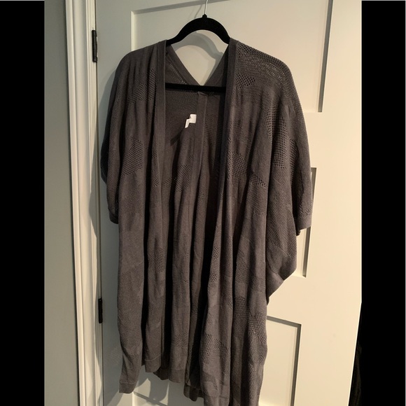 Lululemon grey cardigan size small - Picture 1 of 4